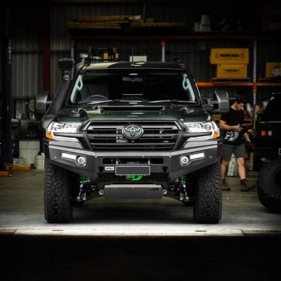Bull Bar Toyota Landcruiser 200 Series 2016+
