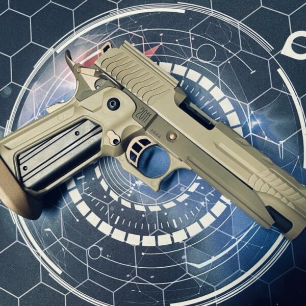 Custom Guarder / Laylax 5.1 Gungnir Tactical FDE Hi Capa Gas Pistol
