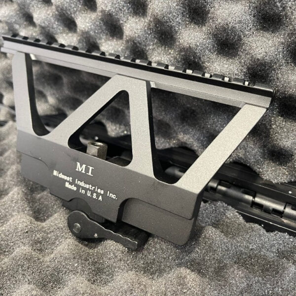 AK Midwest Industries Mount